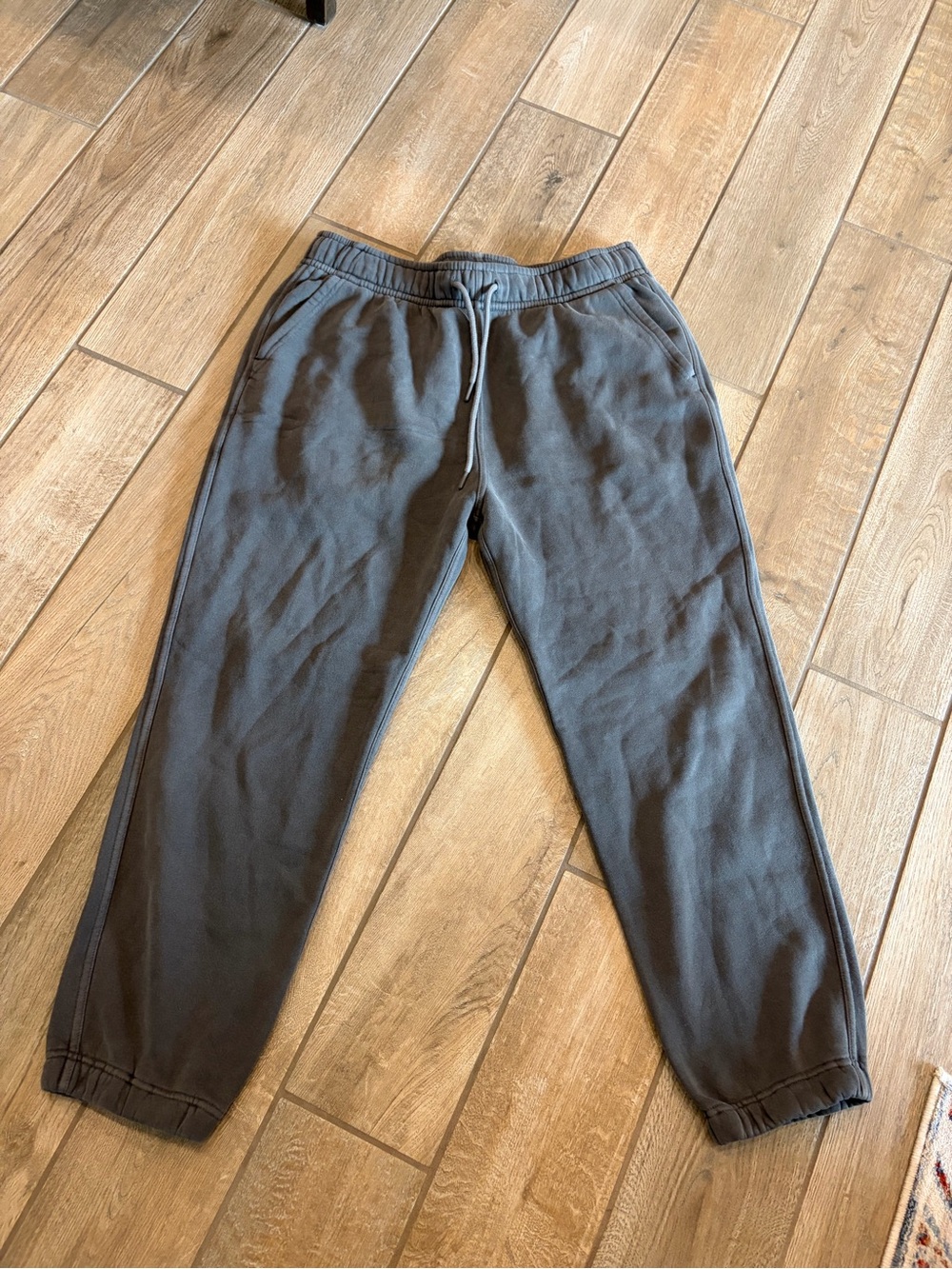Abercrombie & Fitch Essential Cinched Sweatpant Dary Gray size large short men’s